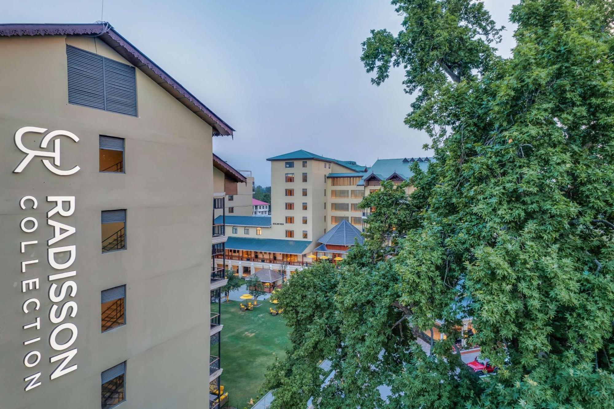 Radisson Collection Hotel & Spa, Riverfront Srinagar Luaran gambar