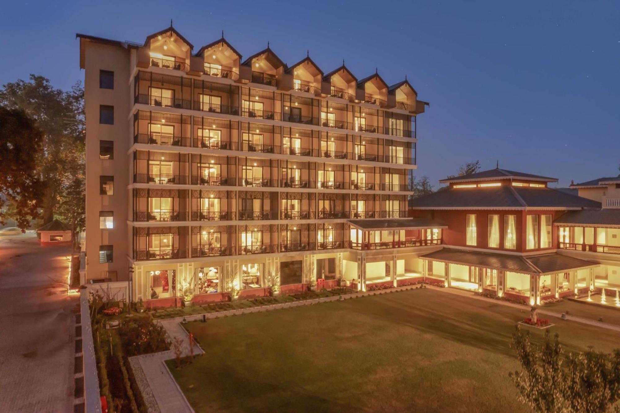 Radisson Collection Hotel & Spa, Riverfront Srinagar Luaran gambar